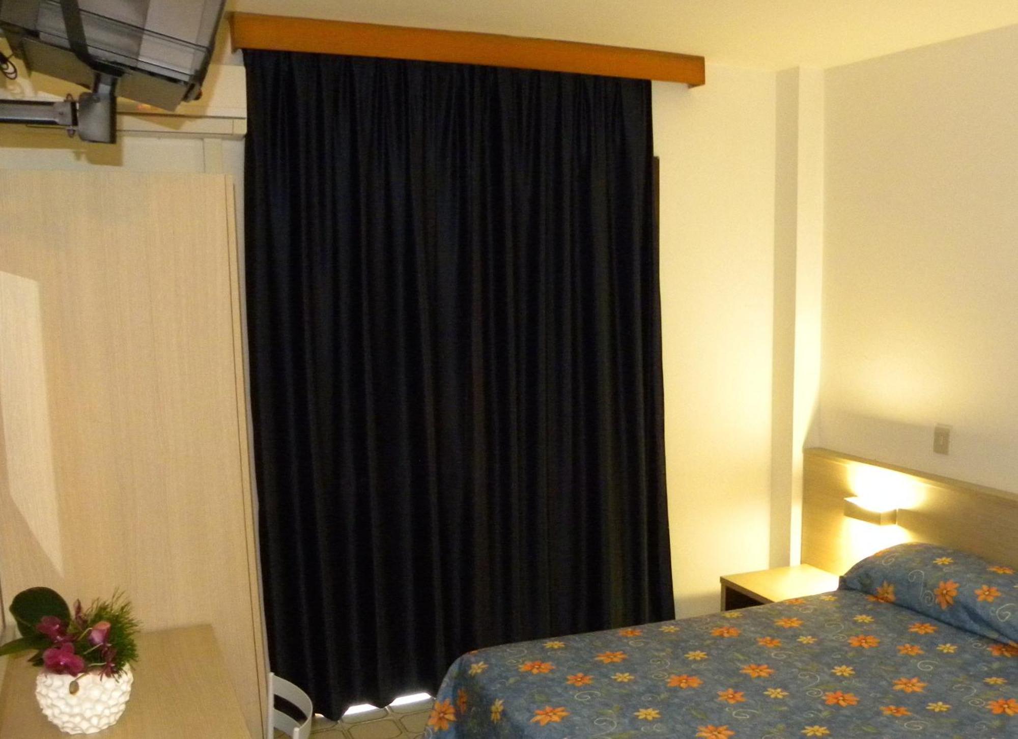 Hotel Santa Cruz Lignano Sabbiadoro Exteriör bild